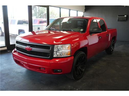 Red 2007 Chevrolet Silverado 1500 LS Crew Cab