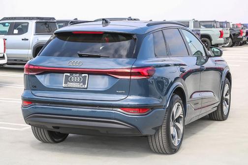 2025 Audi Q6 e-tron Premium