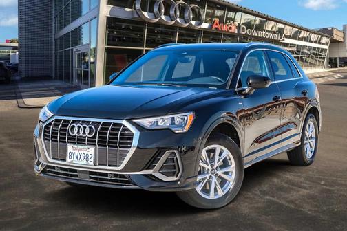 2022 Audi Q3 45 S line Premium