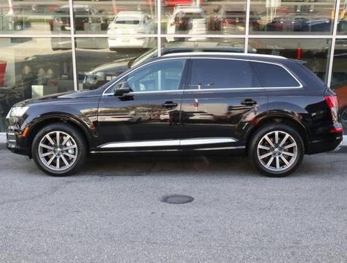 Photo 3 of 25 of 2018 Audi Q7 3.0T Premium Plus