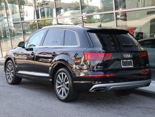 Photo 4 of 25 of 2018 Audi Q7 3.0T Premium Plus