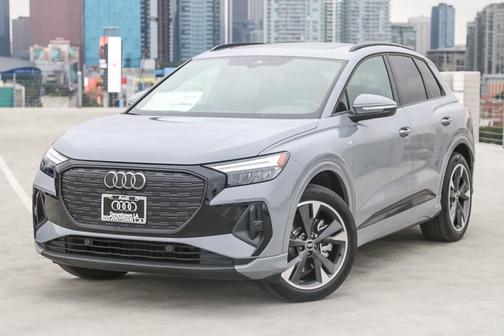 2025 Audi Q4 e-tron 55 quattro Premium