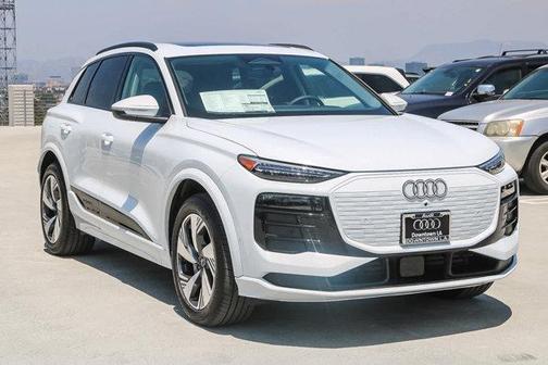 2025 Audi Q6 e-tron Premium