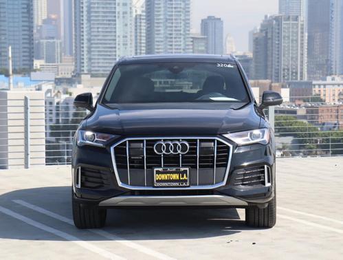 2023 Audi Q7 45 Premium