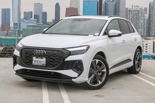 2024 Audi Q4 e-tron 55 quattro Premium
