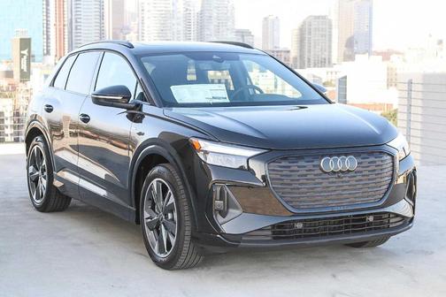 2025 Audi Q4 e-tron 55 quattro Premium