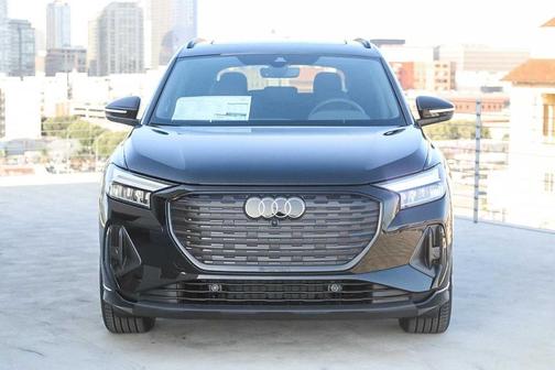 2025 Audi Q4 e-tron 55 quattro Premium