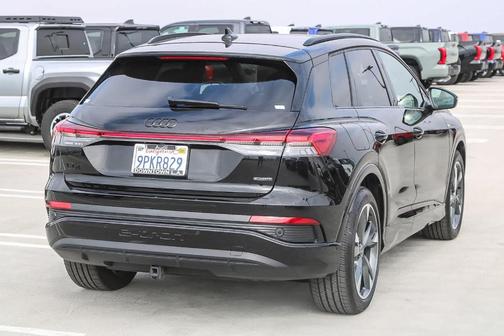 2024 Audi Q4 e-tron 55 quattro Premium