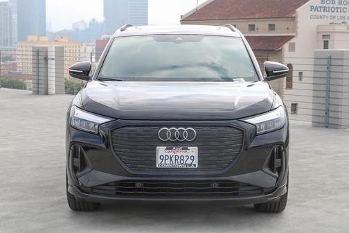 2024 Audi Q4 e-tron 55 quattro Premium