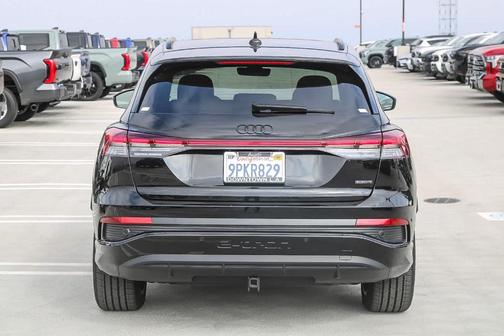 2024 Audi Q4 e-tron 55 quattro Premium