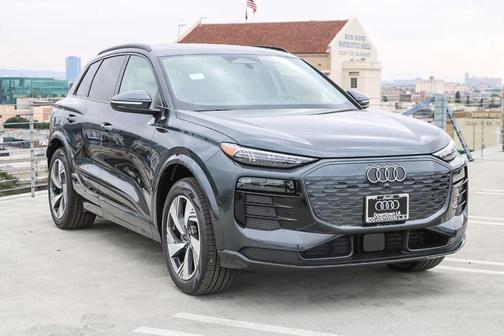 2025 Audi Q6 e-tron Premium