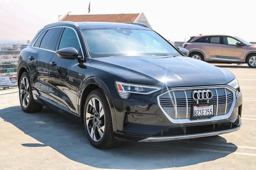 2022 Audi e-tron Premium