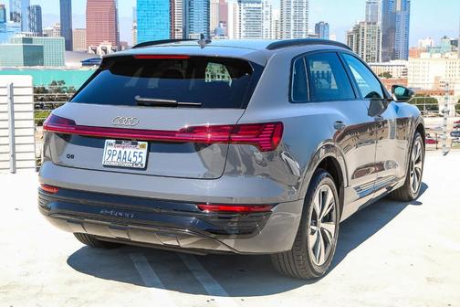 2024 Audi Q8 e-tron Premium