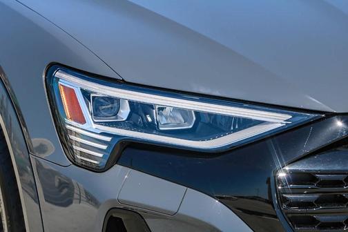 2024 Audi Q8 e-tron Premium