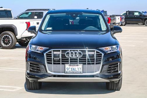 2022 Audi Q7 55 Premium Plus