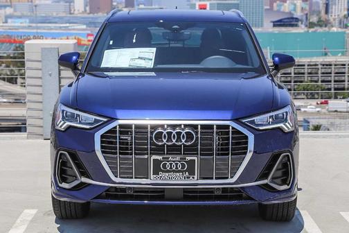 2025 Audi Q3 45 S line Premium