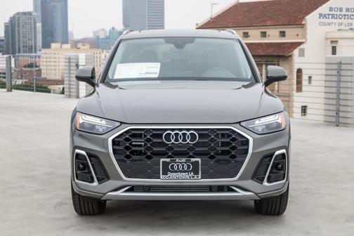 2025 Audi Q5 55 S line quattro Premium