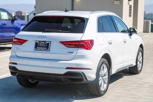 2025 Audi Q3 45 S line Premium