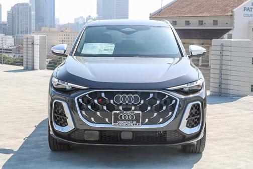 2025 Audi SQ5 3.0T quattro Premium