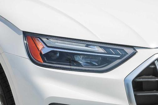 2022 Audi Q5 40 Premium