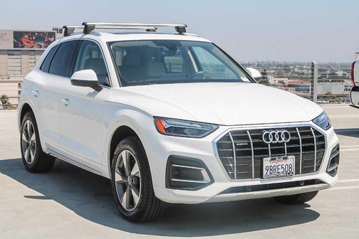 2022 Audi Q5 40 Premium