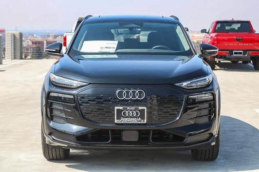 2025 Audi Q6 e-tron Premium