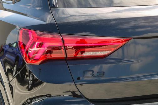 2025 Audi Q3 45 S line Premium