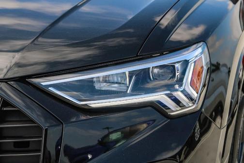 2025 Audi Q3 45 S line Premium