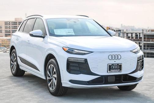 2025 Audi Q6 e-tron Premium