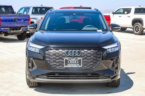 2024 Audi Q4 e-tron 55 quattro Premium