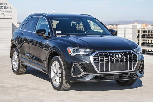 2022 Audi Q3 45 S line Premium Plus