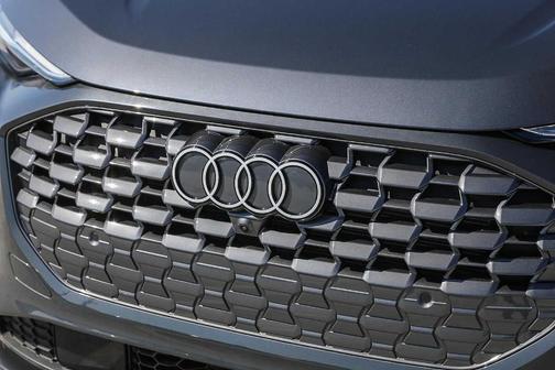 2025 Audi Q5 2.0T quattro Premium
