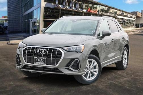 2022 Audi Q3 45 S line Premium