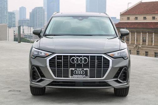 2022 Audi Q3 45 S line Premium