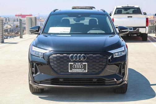 2025 Audi Q4 e-tron 55 quattro Premium