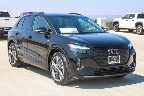 2025 Audi Q4 e-tron 55 quattro Premium
