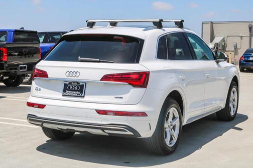 2022 Audi Q5 40 Premium