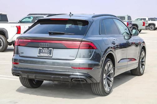 2025 Audi Q8 Premium Plus