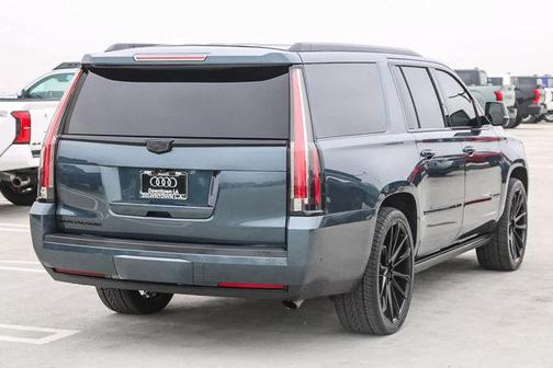 2019 Cadillac Escalade ESV Platinum