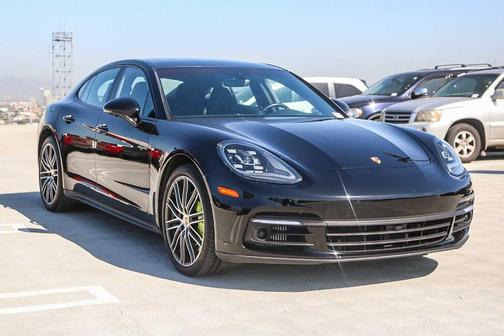 2020 Porsche Panamera E-Hybrid 4