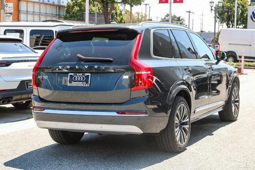 2022 Volvo XC90 Recharge Plug-In Hybrid T8 Inscription Expression Extended Range 7P
