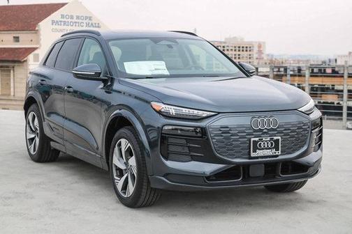 2025 Audi Q6 e-tron Premium