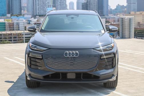 2025 Audi Q6 e-tron Premium