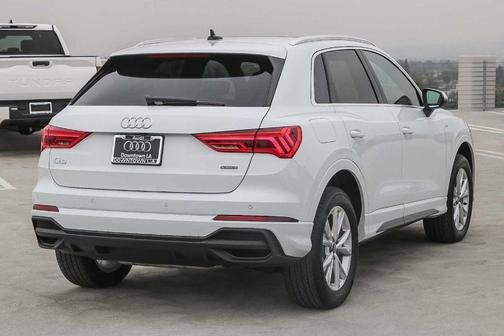 2025 Audi Q3 45 S line Premium