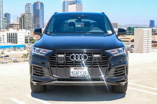 2023 Audi Q7 55 Premium Plus