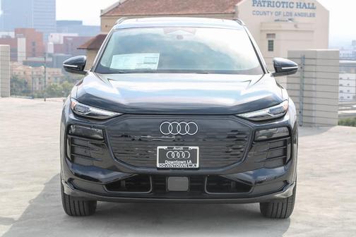 2025 Audi Q6 e-tron Premium