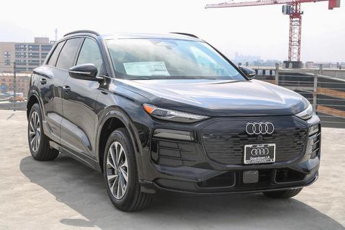 2025 Audi Q6 e-tron Premium
