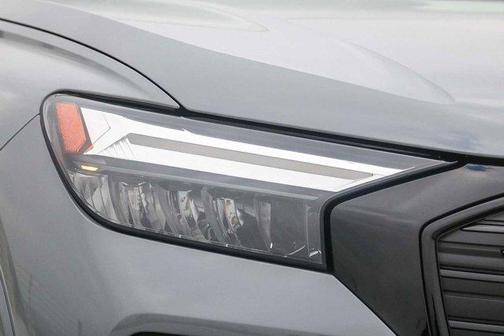 2025 Audi Q4 e-tron 55 quattro Premium