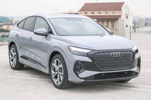 2025 Audi Q4 e-tron 55 quattro Premium