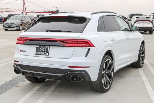 2024 Audi RS Q8 4.0T quattro